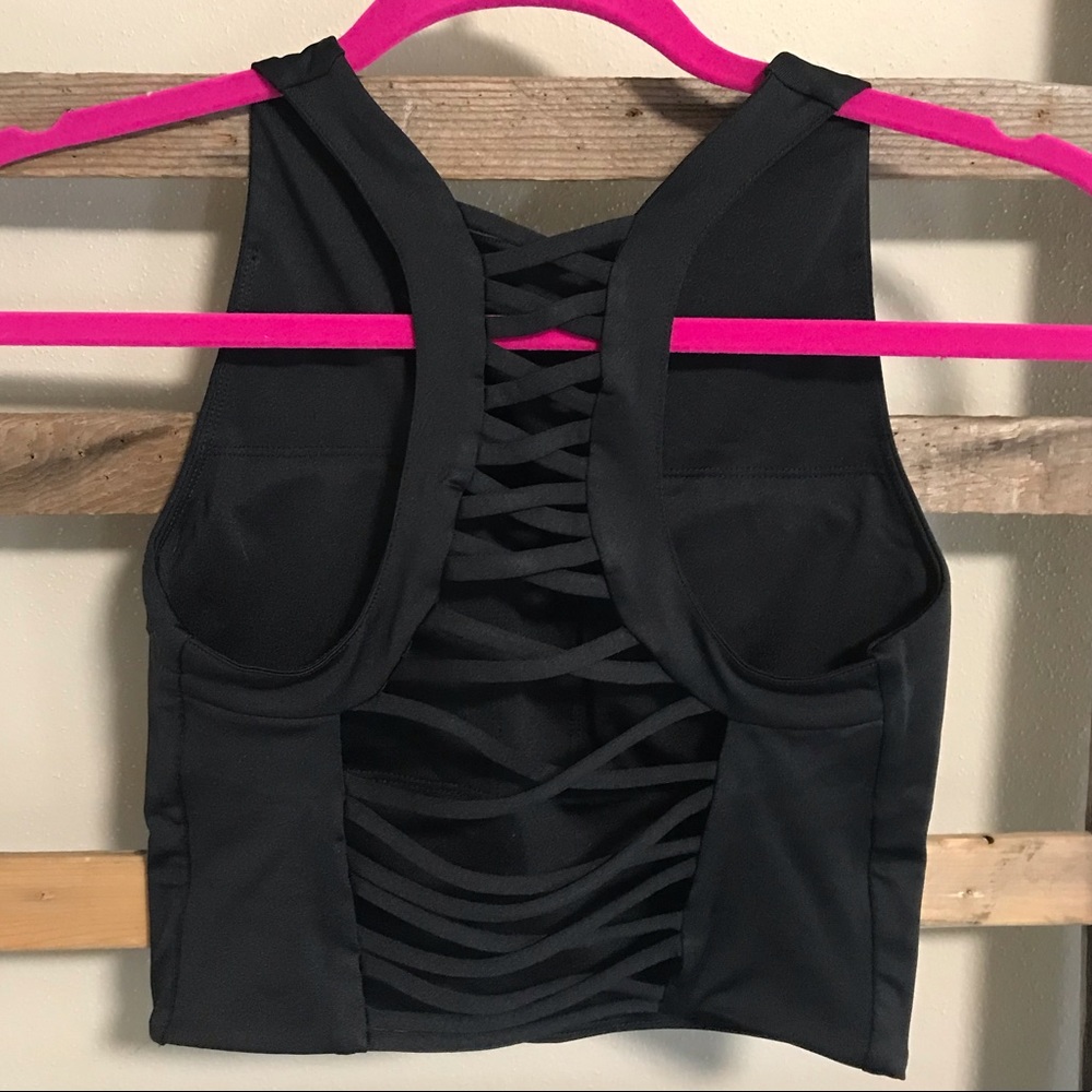 Forever 21 active sports bra cross back